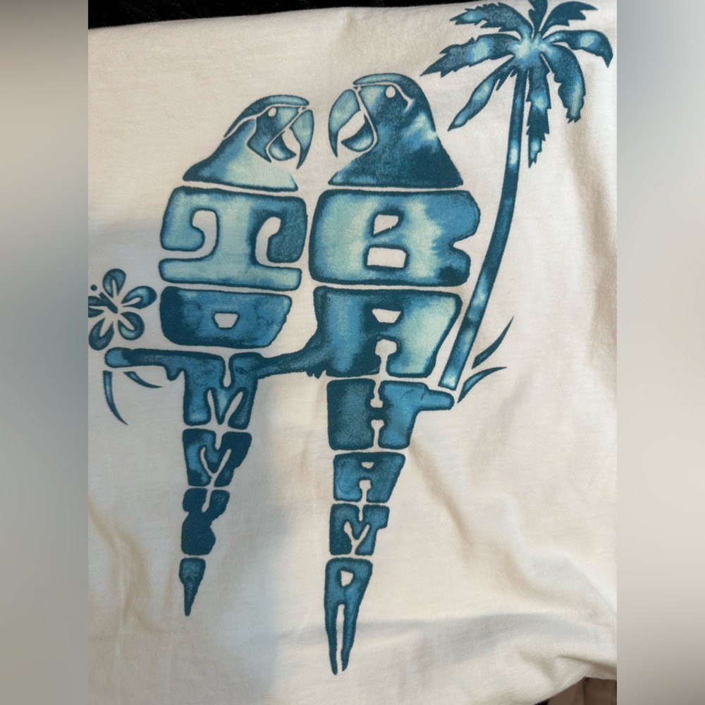 Tommy bahama tee shirt